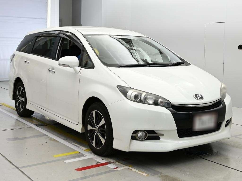 TOYOTA WISH
