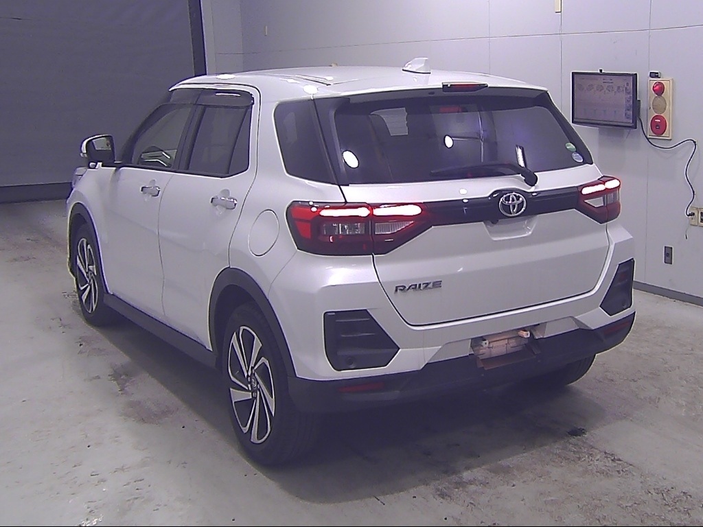 TOYOTA RAIZE