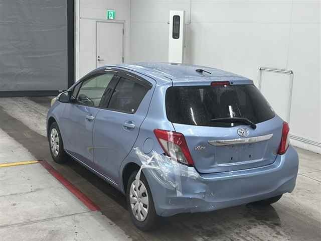 TOYOTA VITZ