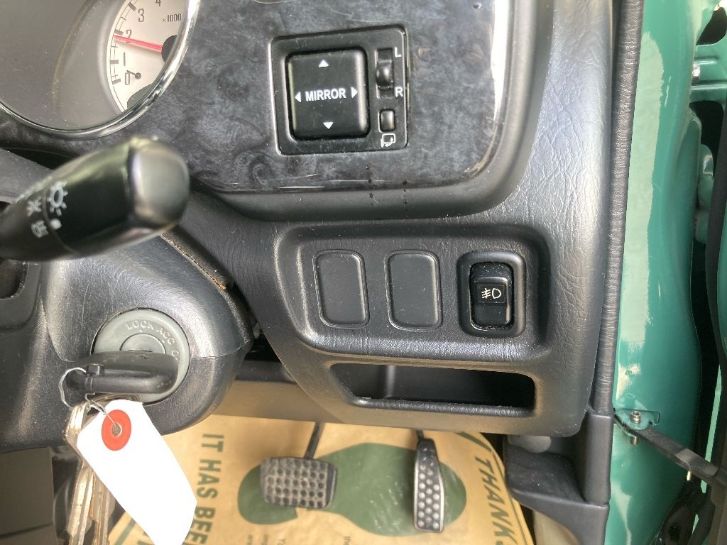 DAIHATSU MIRA GINO