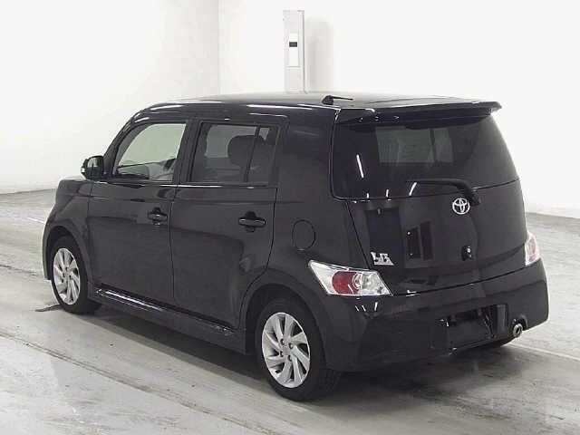 TOYOTA BB