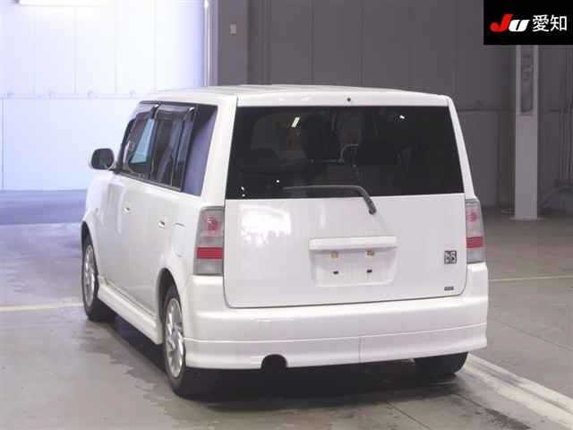TOYOTA BB