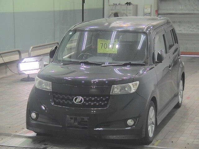 TOYOTA BB