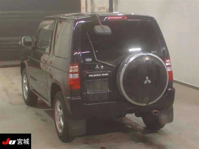 MITSUBISHI PAJERO MINI