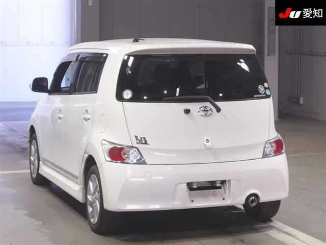 TOYOTA BB
