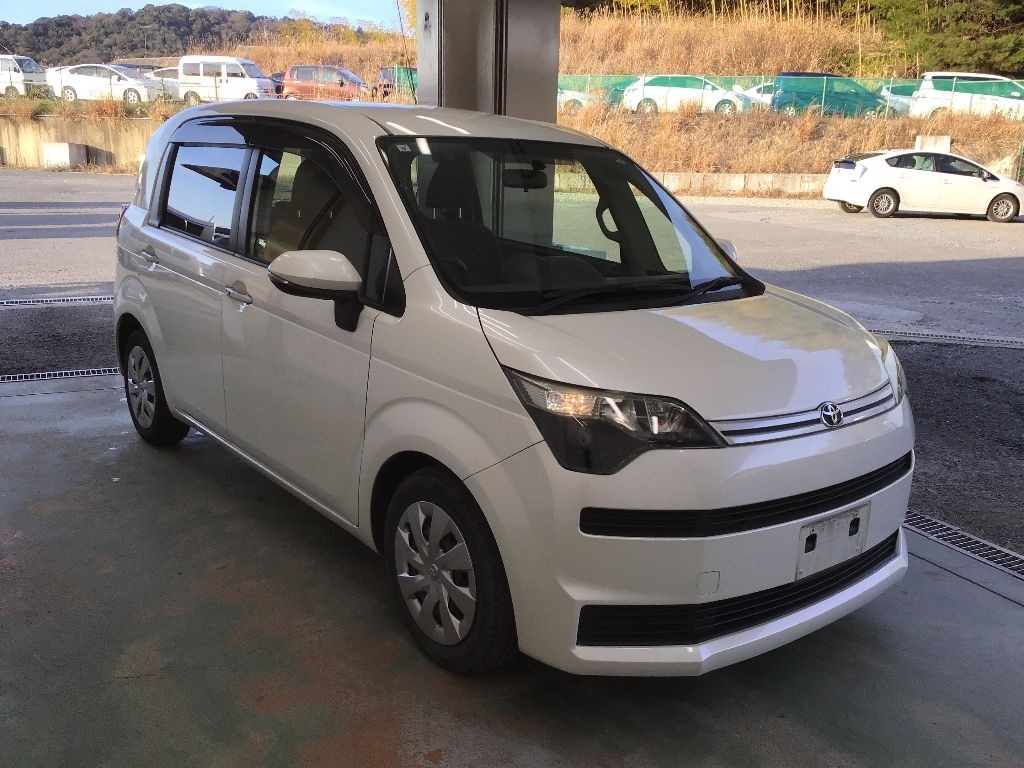 TOYOTA SPADE