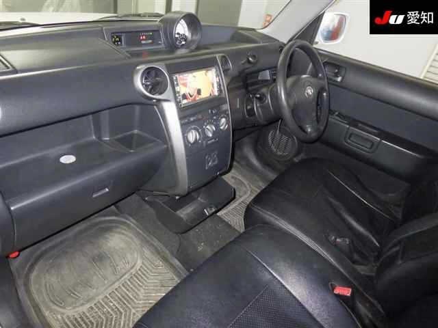 TOYOTA BB