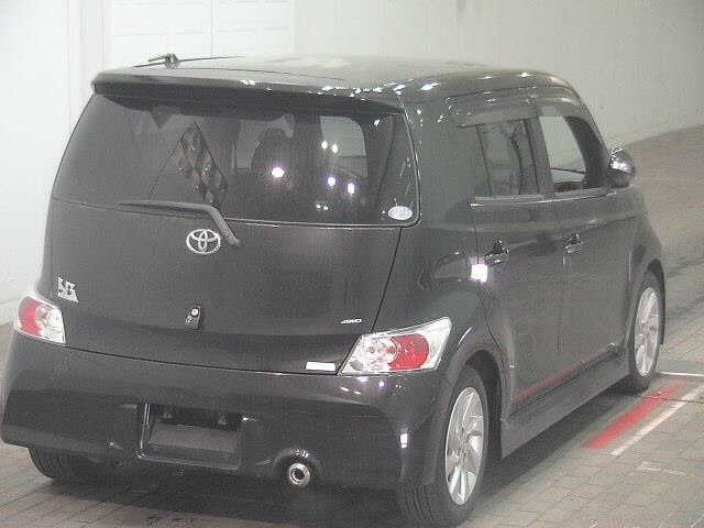 TOYOTA BB