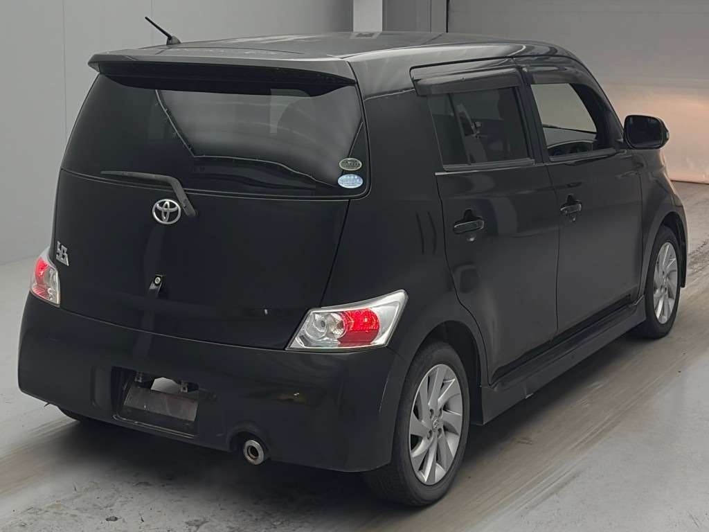 TOYOTA BB