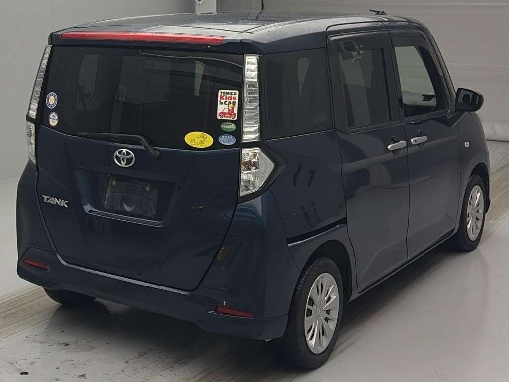TOYOTA TANK