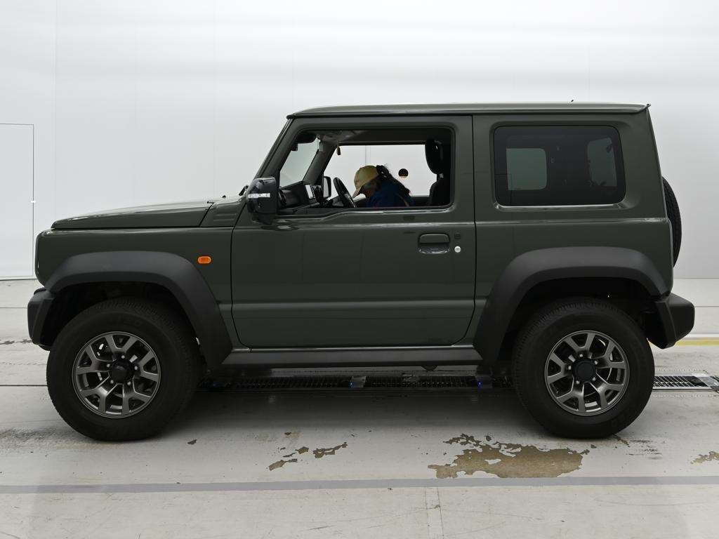 SUZUKI JIMNY SIERRA