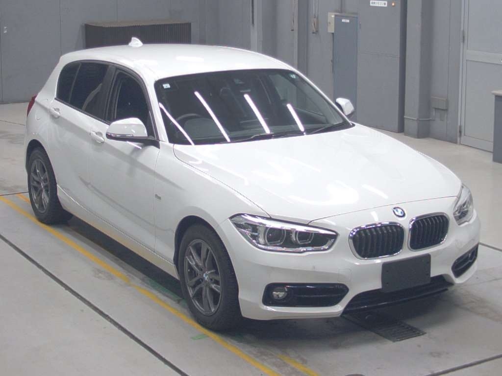 BMW 1-SERIES
