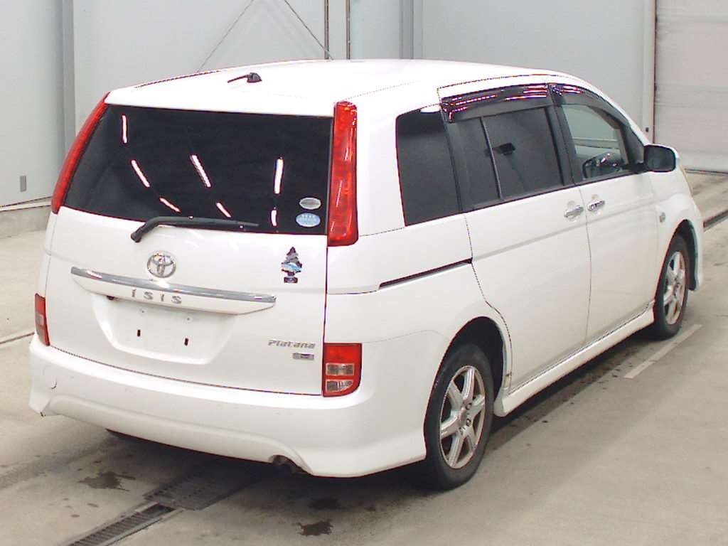 TOYOTA ISIS