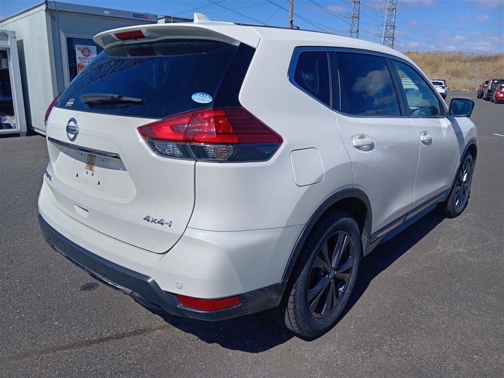 NISSAN X-TRAIL