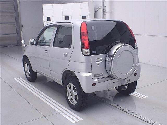 DAIHATSU TERIOS KID