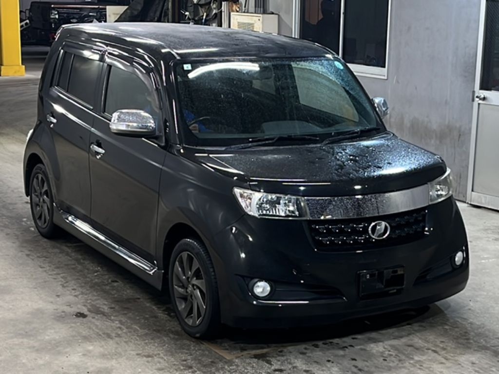 TOYOTA BB