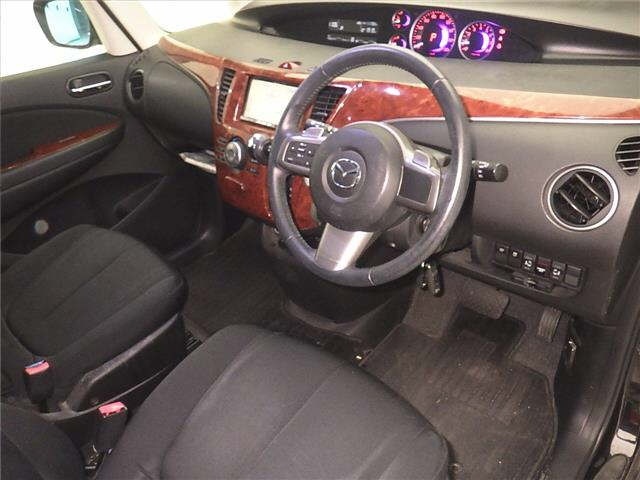 MAZDA BIANTE