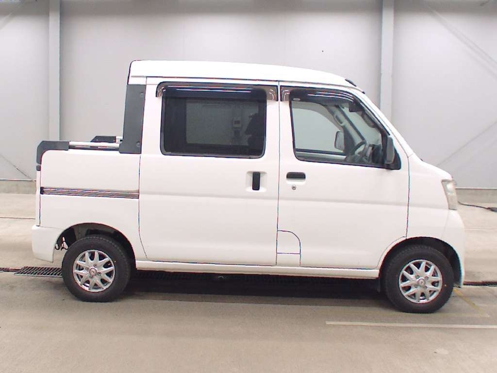 SUBARU SAMBAR