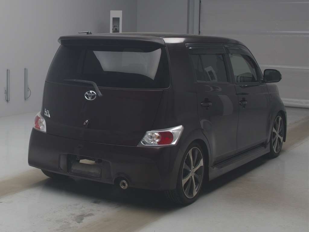 TOYOTA BB