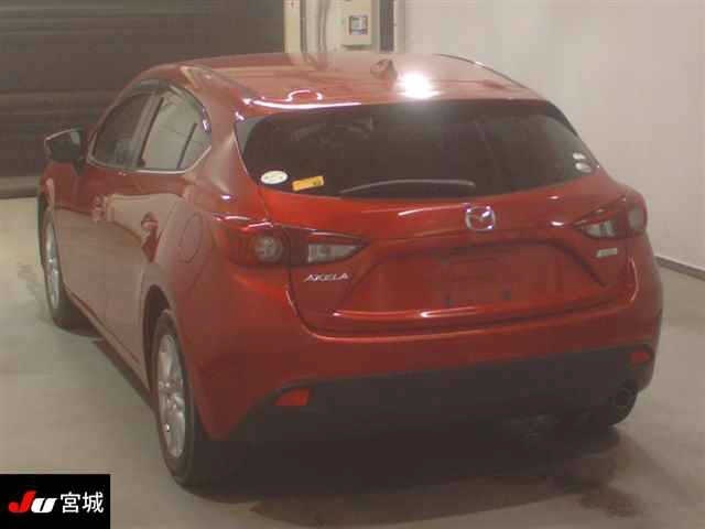 MAZDA AXELA