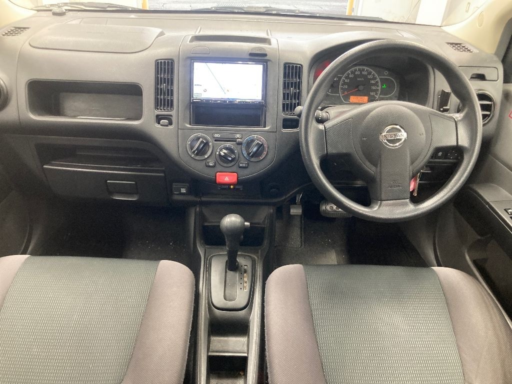 NISSAN AD