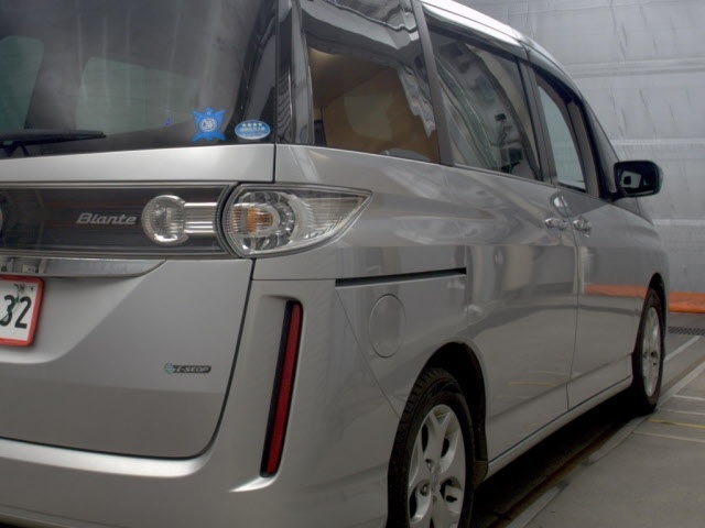 MAZDA BIANTE