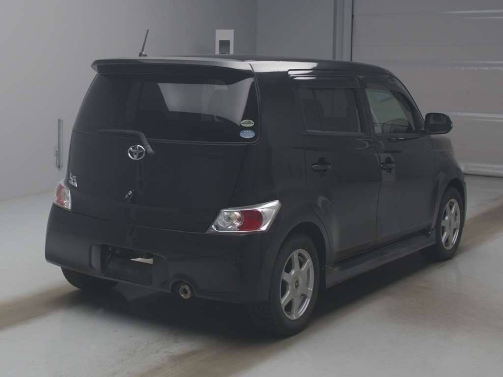 TOYOTA BB
