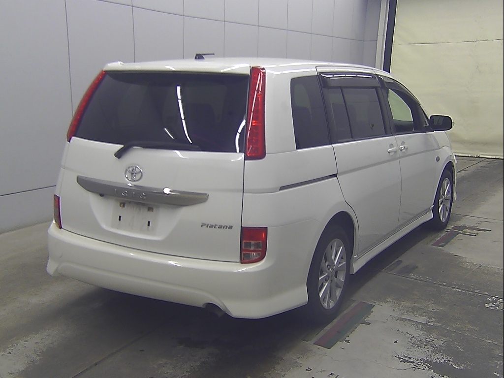 TOYOTA ISIS