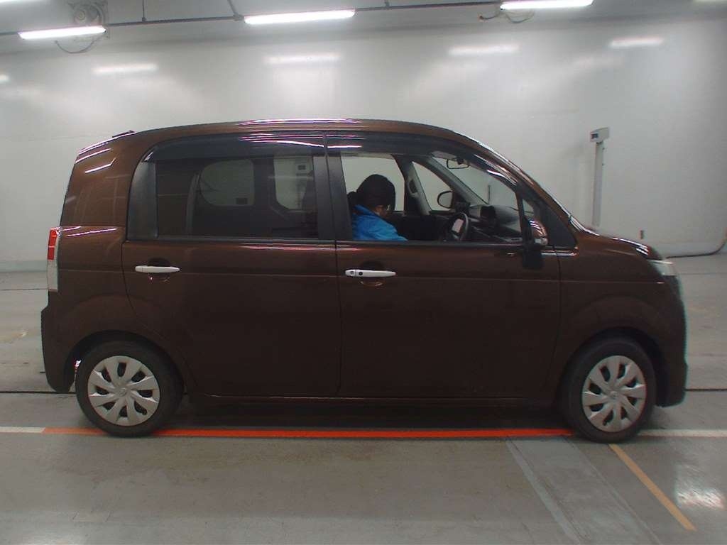TOYOTA SPADE