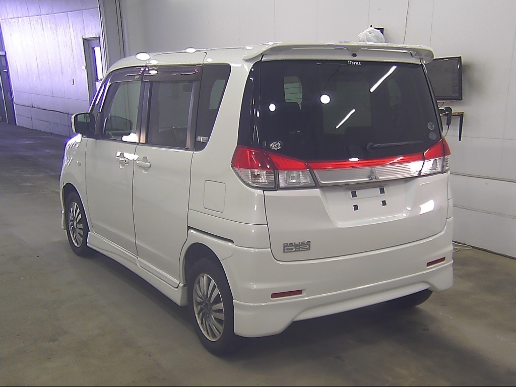 MITSUBISHI DELICA D:2