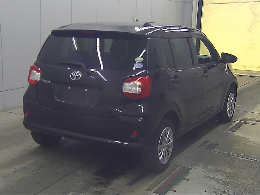 TOYOTA PASSO