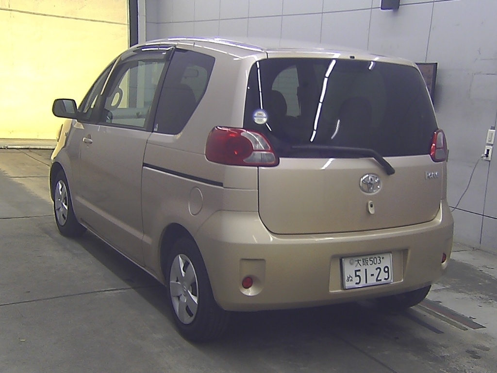 TOYOTA PORTE