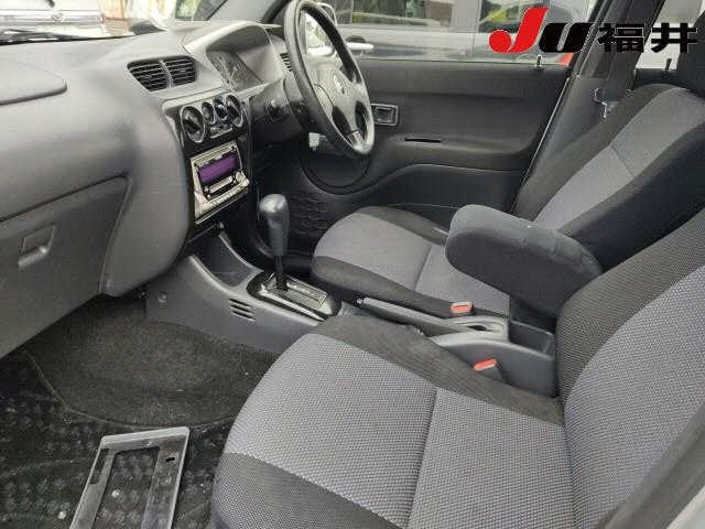 DAIHATSU TERIOS KID
