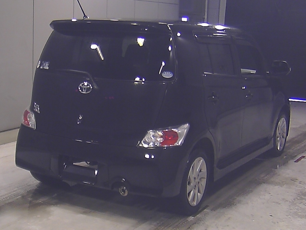 TOYOTA BB