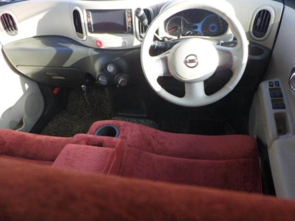 NISSAN CUBE