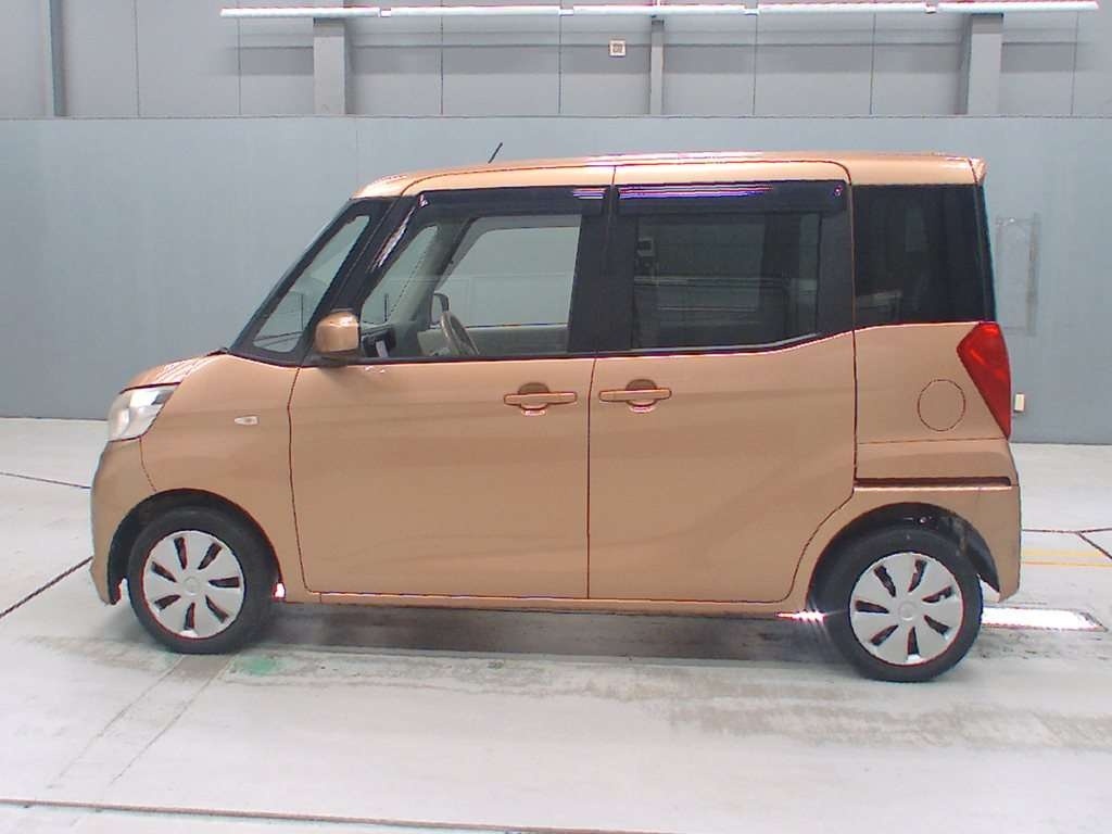 MITSUBISHI EK SPACE