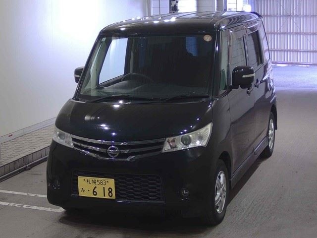 NISSAN ROOX