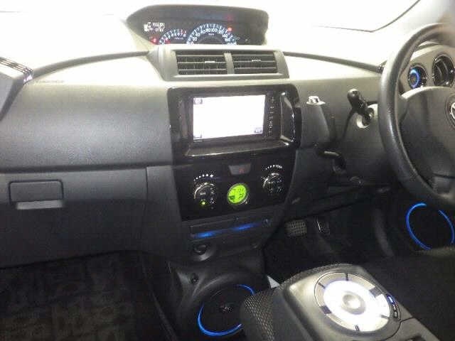 TOYOTA BB