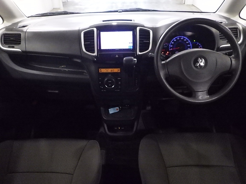 MITSUBISHI DELICA D:2