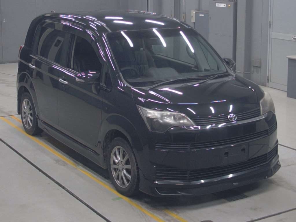 TOYOTA SPADE