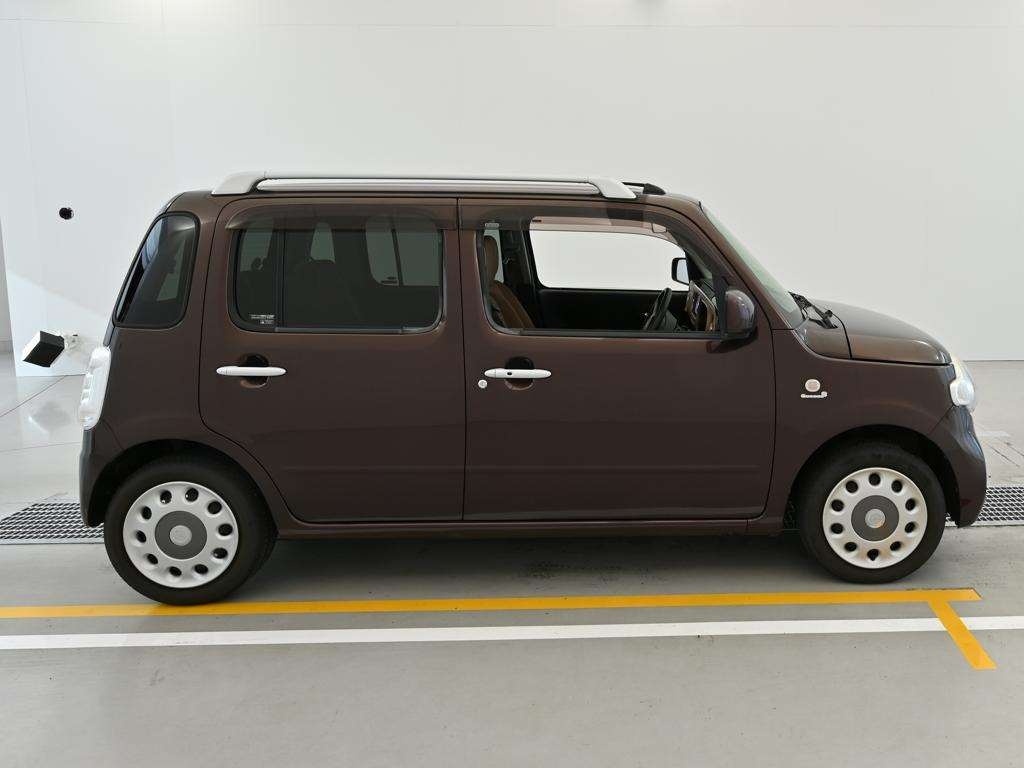 DAIHATSU MIRA COCOA