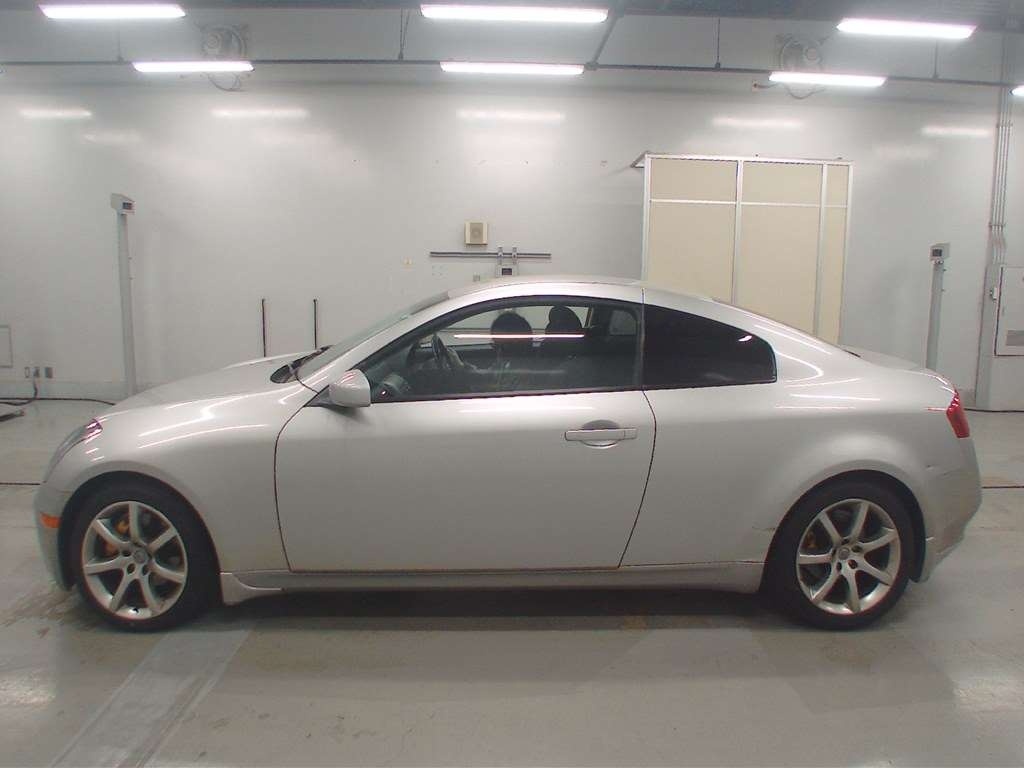 NISSAN SKYLINE