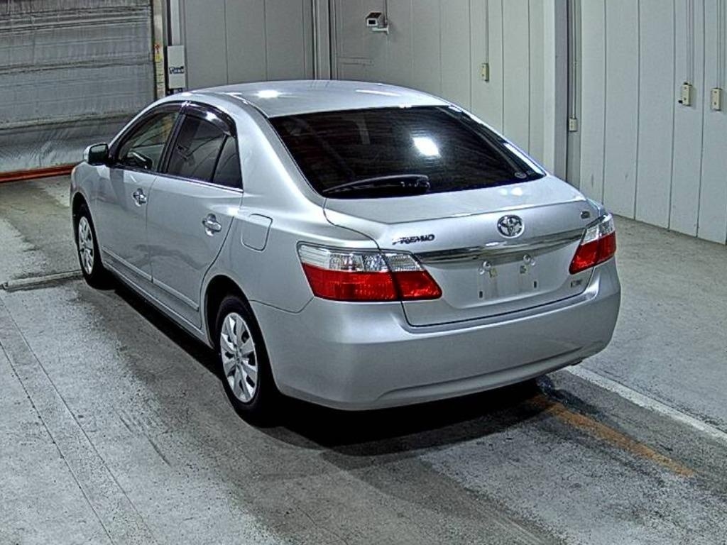 TOYOTA PREMIO