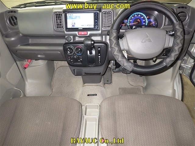 MITSUBISHI MINICAB