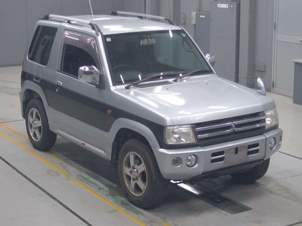 MITSUBISHI PAJERO MINI