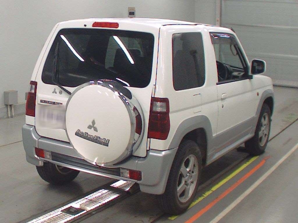 MITSUBISHI PAJERO MINI
