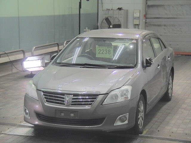 TOYOTA PREMIO