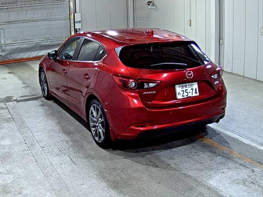 MAZDA AXELA