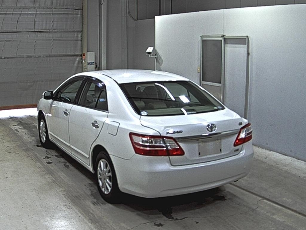 TOYOTA PREMIO