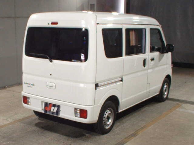 MITSUBISHI MINICAB